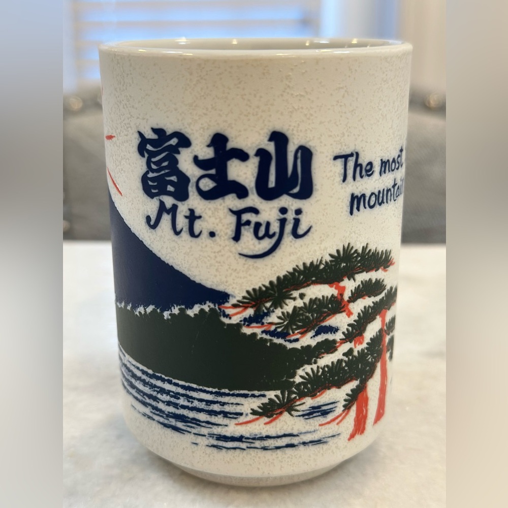 Mino ware Japanese Sushi Yunomi Chawan Tea Cup Sunrise from Blue Mt. Fuji